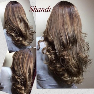 balayage sweep or paint no harsh regrowth line foiliage bronde freehand paint open air paint
